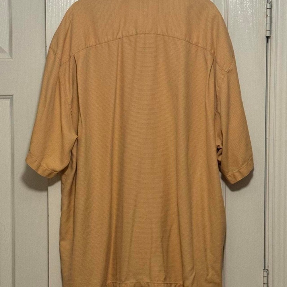 Tommy Bahama Mens XXL Tan Cream Textured Silk Blend Camp Shirt Pineapple Logo